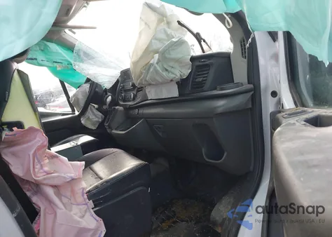 2020 Ford Transit-250 z USA, uszkodzony, nr VIN 1FTBR1C87LKA75115